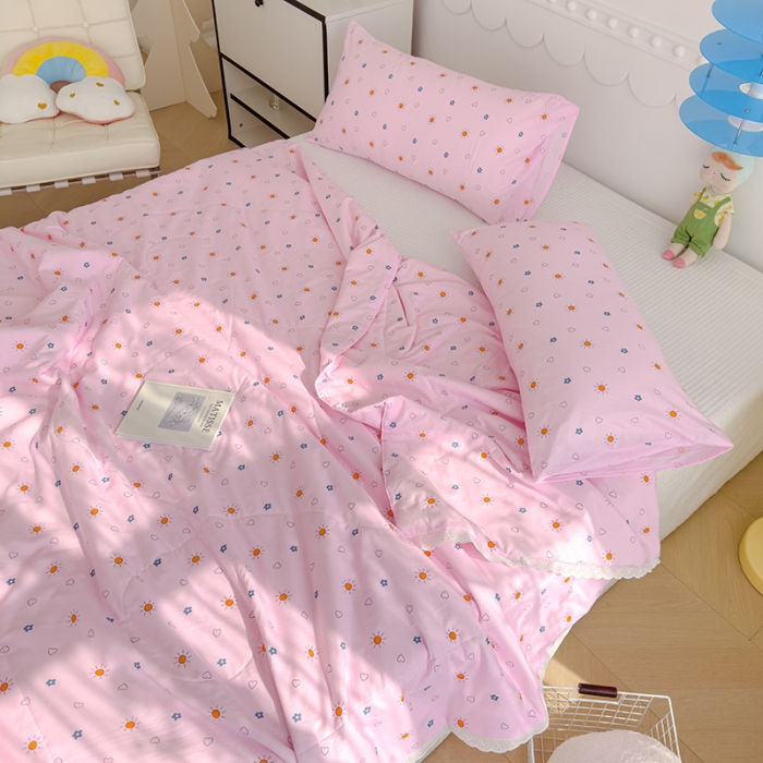 91家纺网 家纺一手货源 找家纺 芯恋 2025新款韩版花边里外全棉棉花夏被春秋被 漫步时光