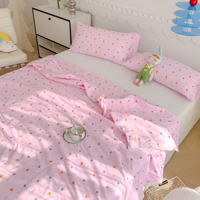 91家纺网 家纺一手货源 找家纺 芯恋 2025新款韩版花边里外全棉棉花夏被春秋被 漫步时光