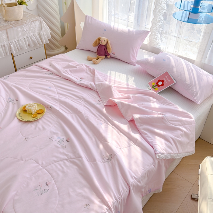 91家纺网 家纺一手货源 找家纺 芯恋 2025新款韩版花边里外全棉棉花夏被春秋被 梦人花香