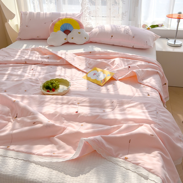 91家纺网 家纺一手货源 找家纺 芯恋 2025新款韩版花边里外全棉棉花夏被春秋被 蒲公英