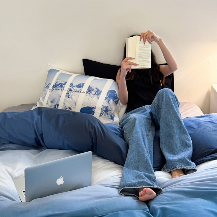 91家纺网 家纺一手货源 找家纺 艾沁家纺 2024新款40支全棉渐变色混搭四件套 渐变蓝