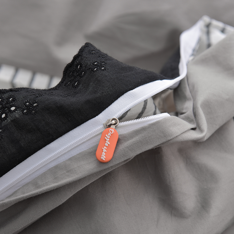 91家纺网 家纺一手货源 找家纺 炫拼 2025直播爆款新款A类全棉水洗棉毛巾绣四件套--赫本风 赫本—罗马