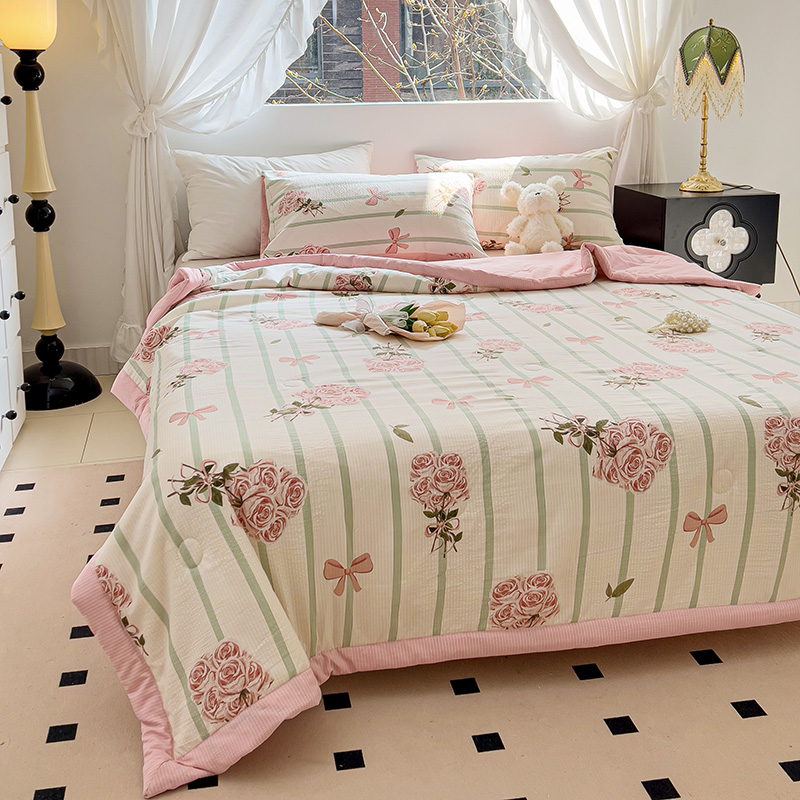 91家纺网 家纺一手货源 找家纺 星巴K家纺 2024新款小清新柔软泡泡棉夏凉被被子空调被夏被 花束