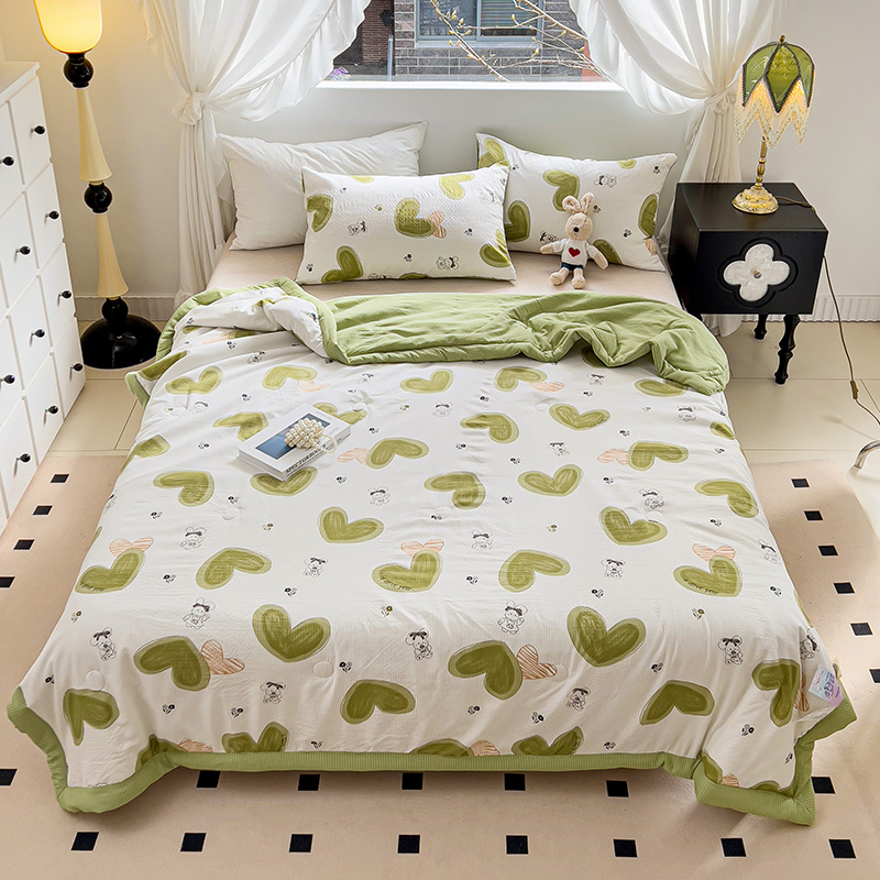 91家纺网 家纺一手货源 找家纺 星巴K家纺 2024新款小清新柔软泡泡棉夏凉被被子空调被夏被 心心相印