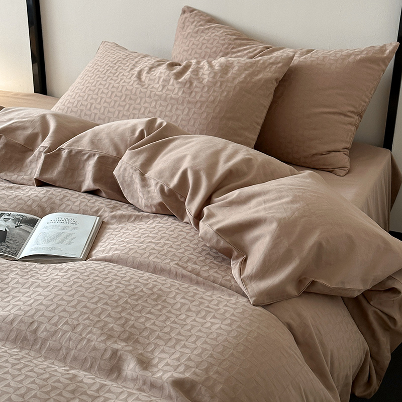 91家纺网 家纺一手货源 找家纺 （总）玖弘 2024新款染色提花系列四件套