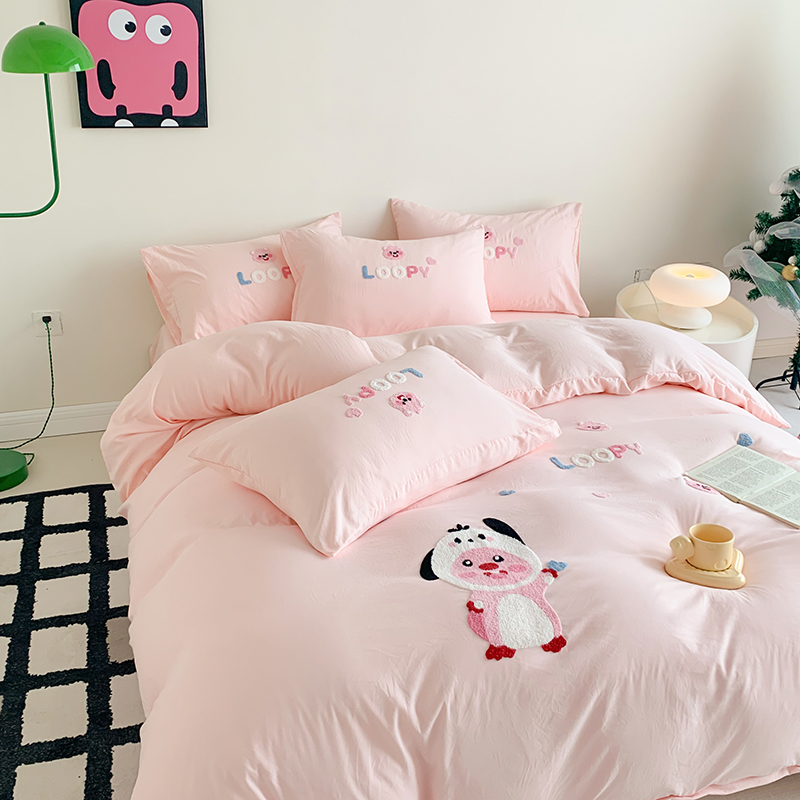 91家纺网 家纺一手货源 找家纺 凯儿2024新款水洗棉卡通毛巾绣四件套-专版花型 可爱海狸