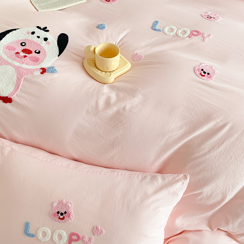 91家纺网 家纺一手货源 找家纺 凯儿2024新款水洗棉卡通毛巾绣四件套-专版花型 可爱海狸