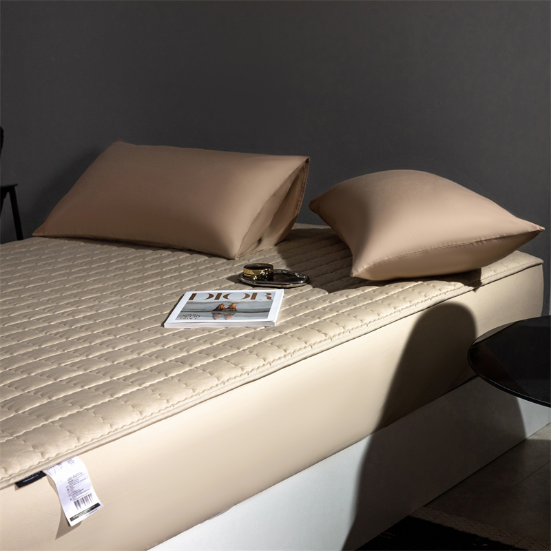 91家纺网 家纺一手货源 找家纺 三味舒屋 2024新款防水全棉床笠格慕三色 格慕咖