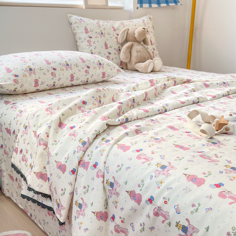 91家纺网 家纺一手货源 找家纺 星期八 2024新款全棉夏被四件套配被套 小狗蛋糕