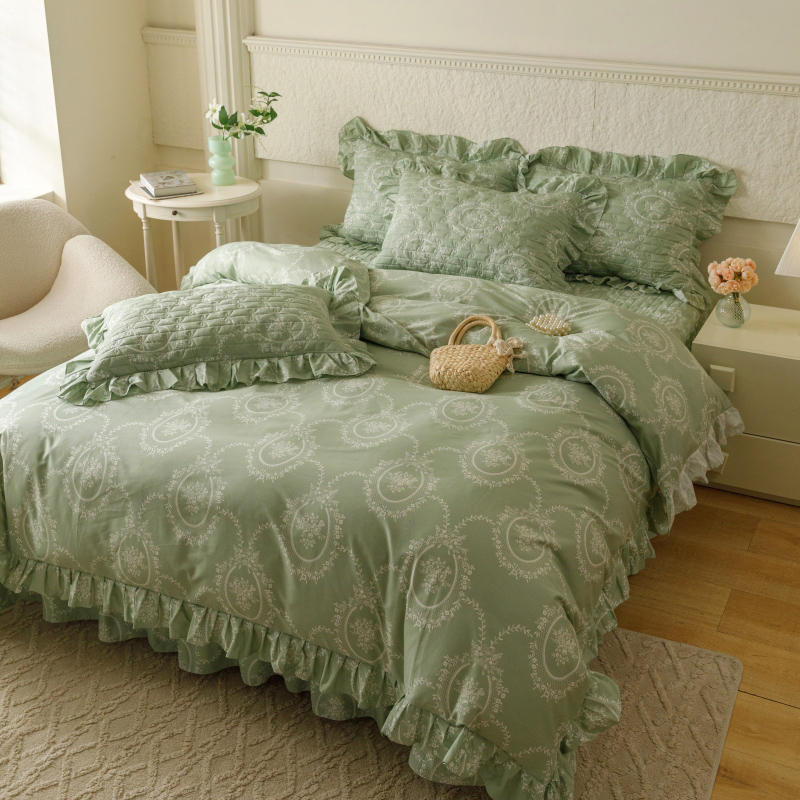 91家纺网 家纺一手货源 找家纺 （总）胜权 2024新款高端欧根纱全棉印花夹棉床盖四件套