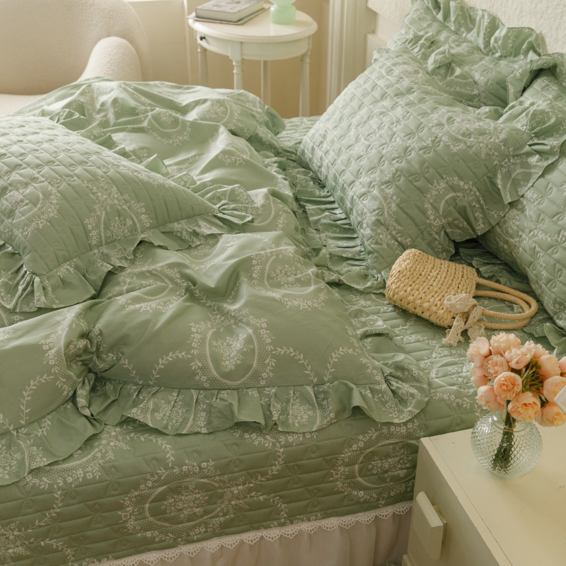 91家纺网 家纺一手货源 找家纺 （总）胜权 2024新款高端欧根纱全棉印花夹棉床盖四件套