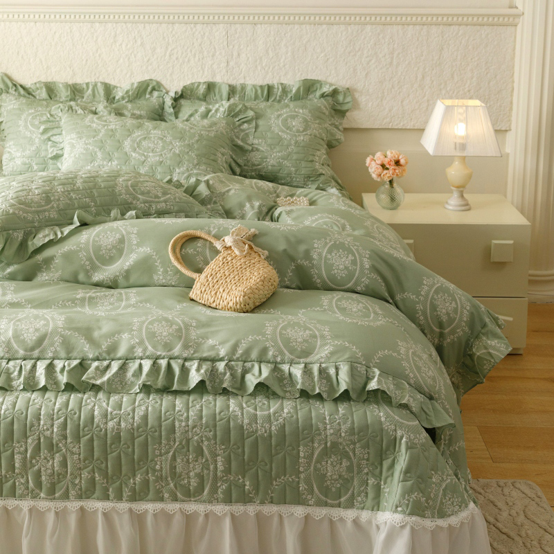 91家纺网 家纺一手货源 找家纺 胜权 2024新款高端欧根纱全棉印花夹棉床盖四件套 洛可可