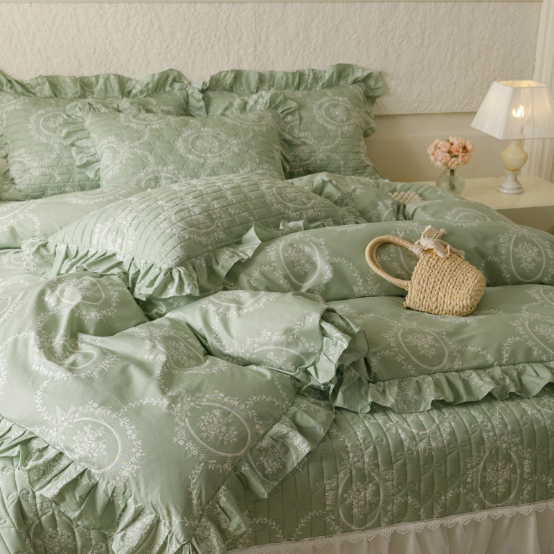 91家纺网 家纺一手货源 找家纺 胜权 2024新款高端欧根纱全棉印花夹棉床盖四件套 洛可可