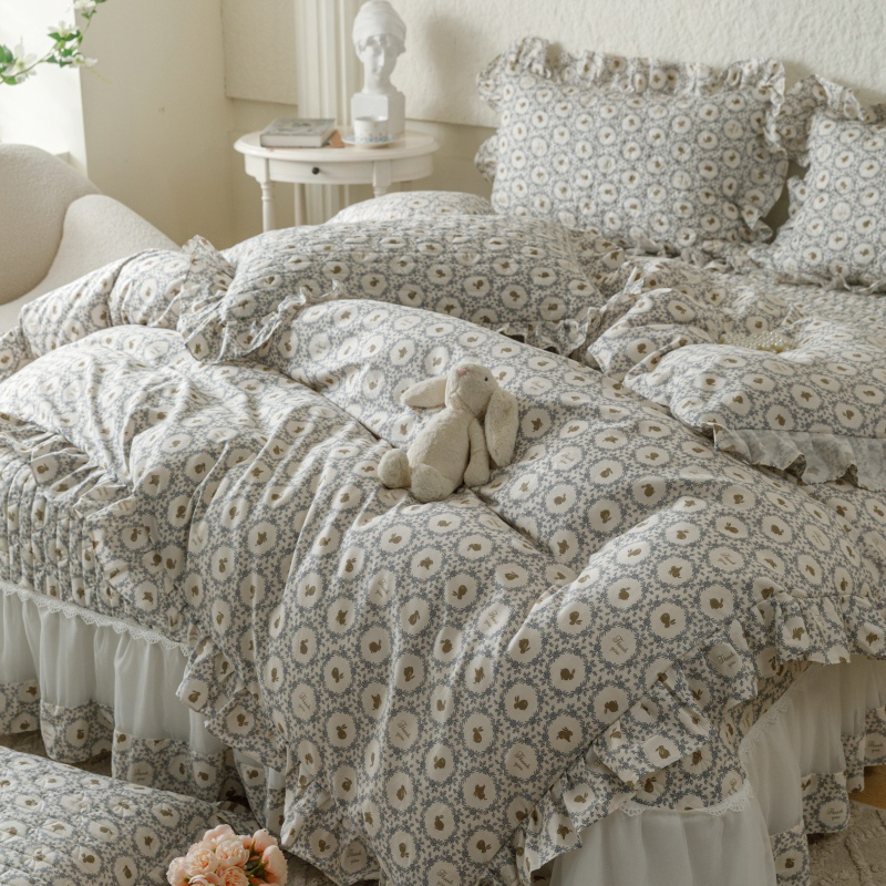 91家纺网 家纺一手货源 找家纺 胜权 2024新款高端欧根纱全棉印花夹棉床盖四件套 蔓灵阁