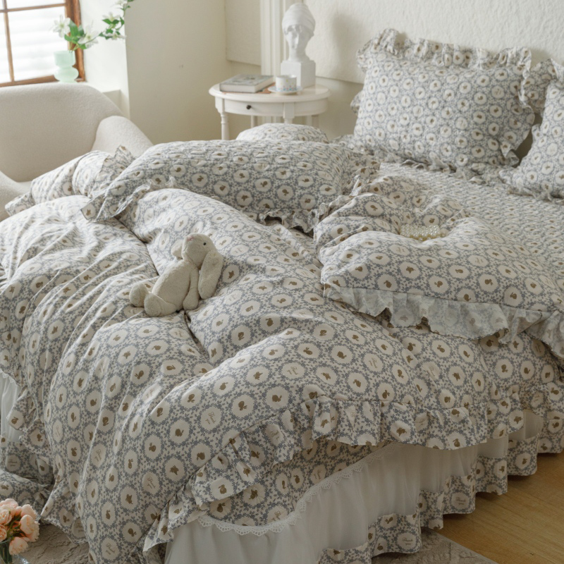 91家纺网 家纺一手货源 找家纺 胜权 2024新款高端欧根纱全棉印花夹棉床盖四件套 蔓灵阁