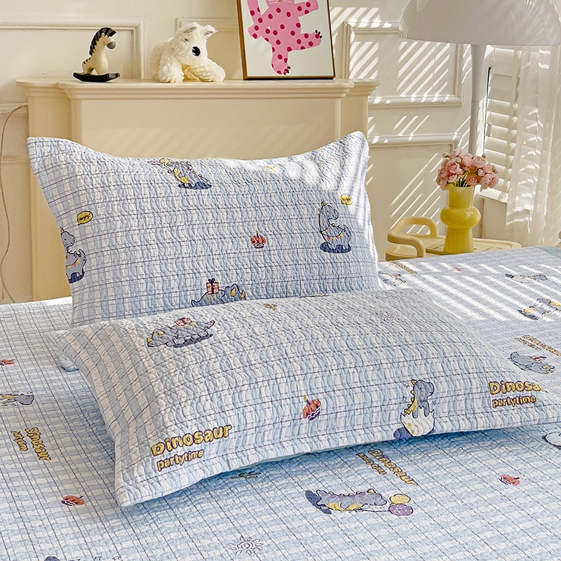 91家纺网 家纺一手货源 找家纺 胜权 2024新款双面全棉高温水洗夹棉枕套一对 可爱恐龙