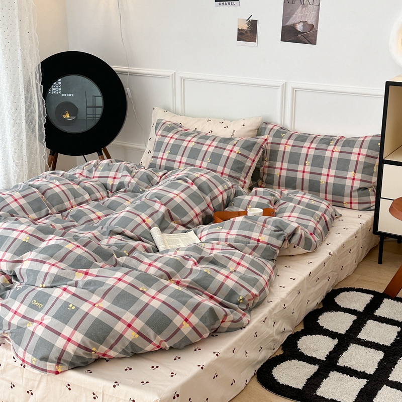 91家纺网 家纺一手货源 找家纺 昔可 2024新款全棉格子元素四件套  蓝格樱桃