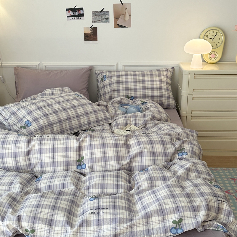 91家纺网 家纺一手货源 找家纺 昔可 2024新款全棉格子元素四件套  紫格蓝樱桃