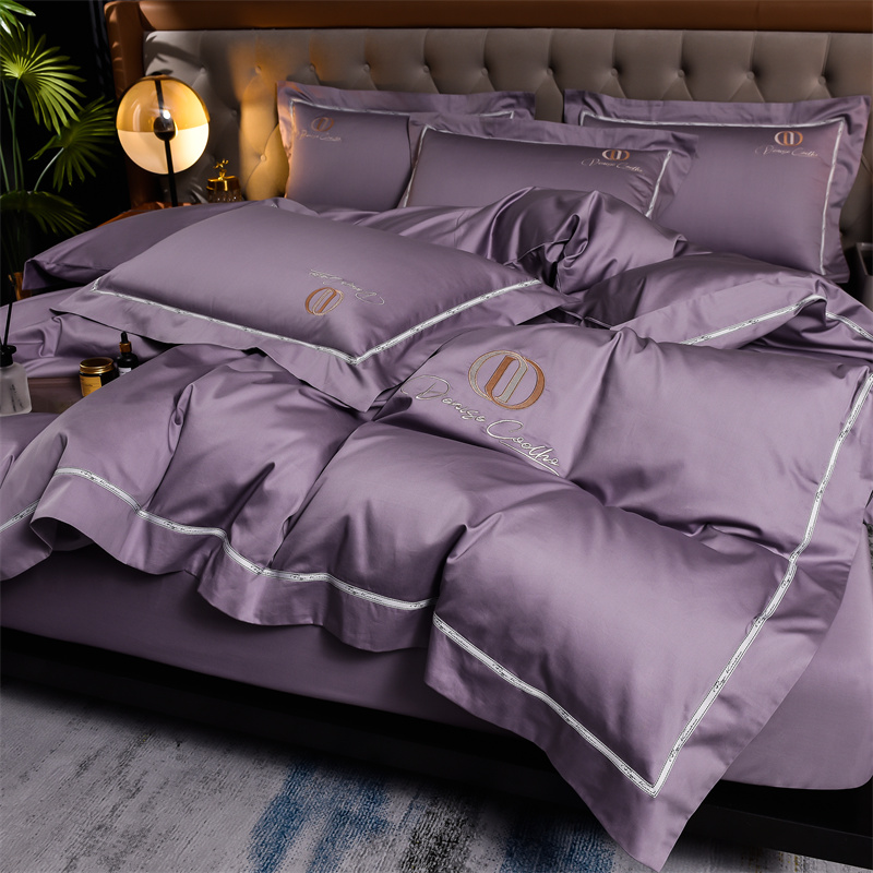 91家纺网 家纺一手货源 找家纺 瑞驰2024新款丹尼斯系列长绒棉绣花四件套 丹尼斯-加仑紫