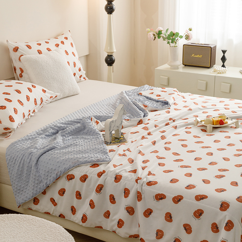 91家纺网 家纺一手货源 找家纺 绒梦里 2024新款小凉皮凉感冰豆豆夏被直播爆款夏凉被空调被 南瓜小梦