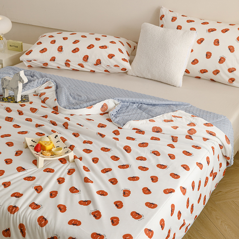 91家纺网 家纺一手货源 找家纺 绒梦里 2024新款小凉皮凉感冰豆豆夏被直播爆款夏凉被空调被 南瓜小梦