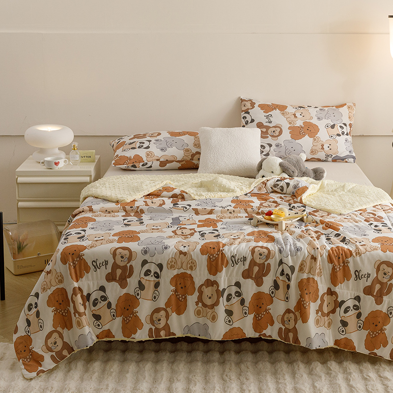 91家纺网 家纺一手货源 找家纺 绒梦里 2024新款小凉皮凉感冰豆豆夏被直播爆款夏凉被空调被 宠物派