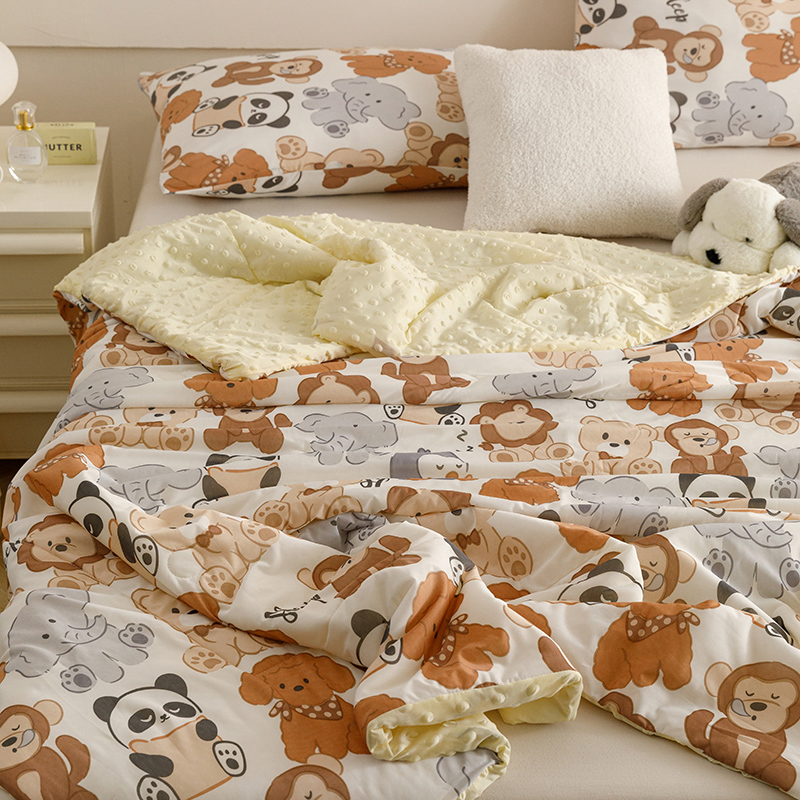 91家纺网 家纺一手货源 找家纺 绒梦里 2024新款小凉皮凉感冰豆豆夏被直播爆款夏凉被空调被 宠物派