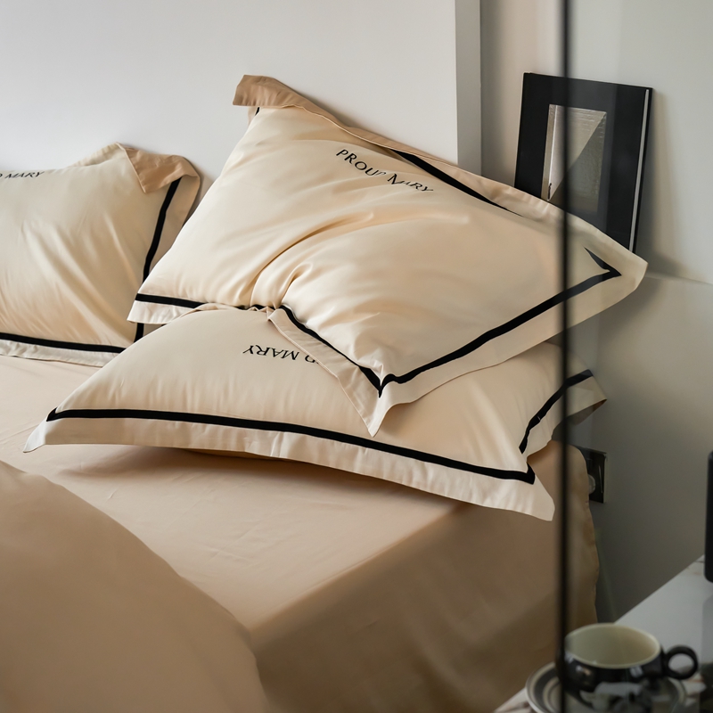 91家纺网 家纺一手货源 找家纺 60支贡缎新疆长绒棉床上四件套被罩高端轻奢简约刺绣被套全棉纯棉 珍娜-奶昔白香槟金