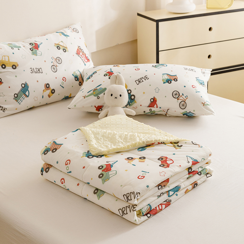 91家纺网 家纺一手货源 找家纺 绒梦里 2024新款小凉皮凉感冰豆豆夏被直播爆款夏凉被空调被 车车世界