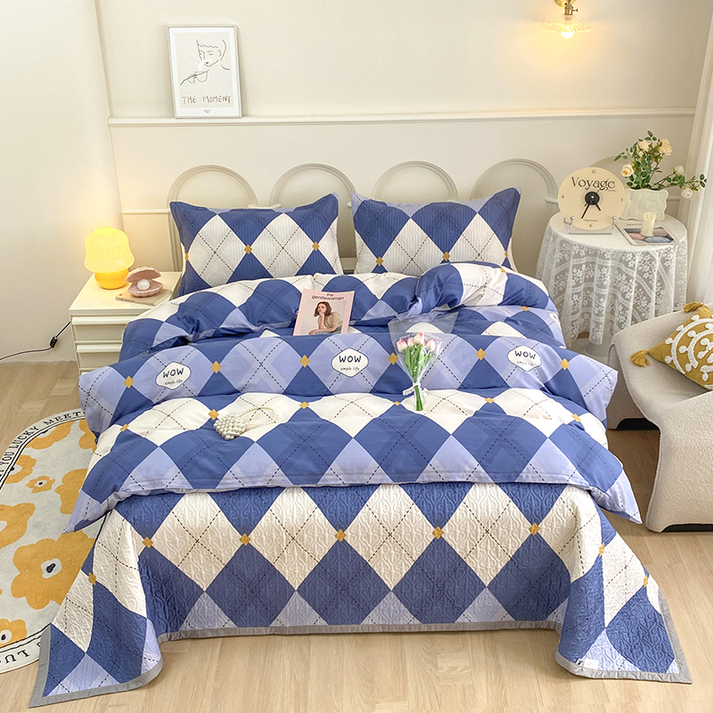 91家纺网 家纺一手货源 找家纺 胜权40支A类全棉夹棉绗缝13372简约款印花多功能床盖夏被四季通用 意林