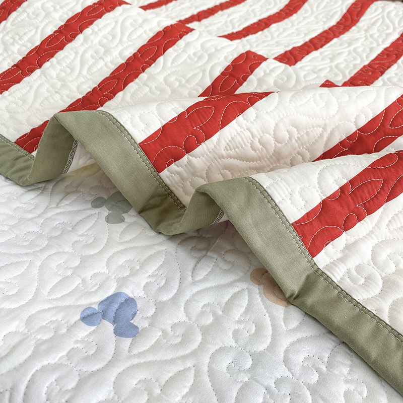 91家纺网 家纺一手货源 找家纺 胜权40支A类全棉夹棉绗缝13372简约款印花多功能床盖夏被四季通用时尚黑猫