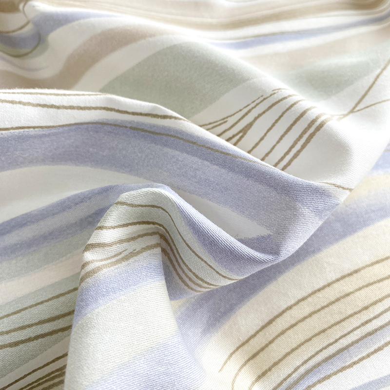 91家纺网 家纺一手货源 找家纺 胜权40支A类全棉夹棉绗缝13372简约款印花多功能床盖夏被四季通用 菱琅