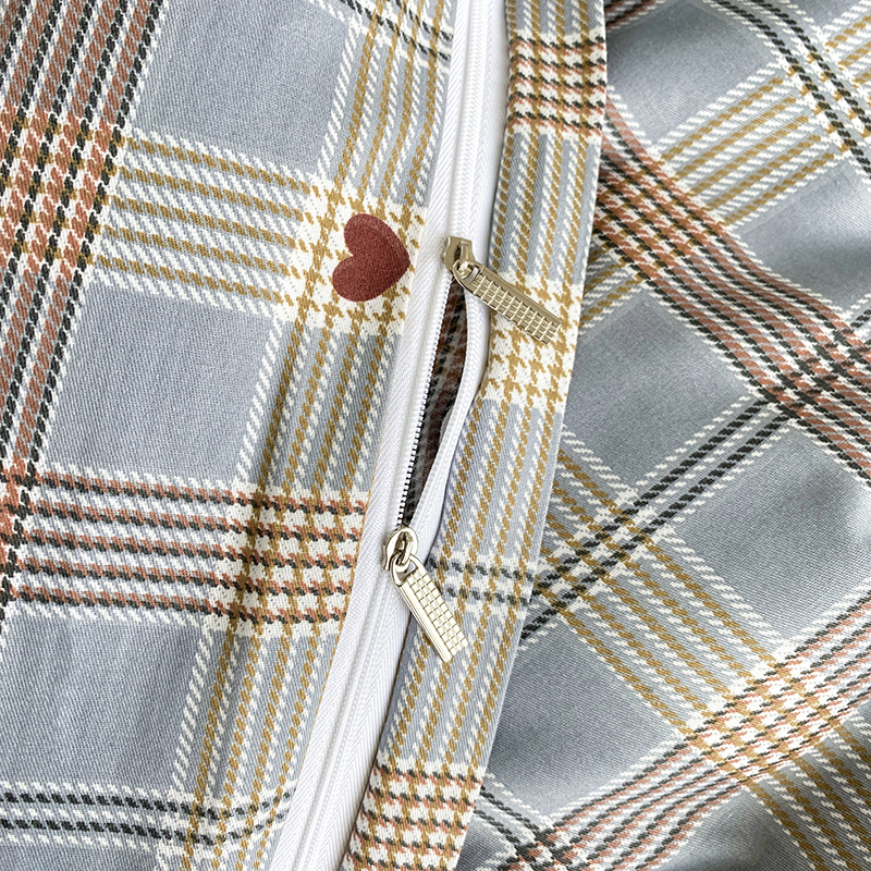 91家纺网 家纺一手货源 找家纺 胜权40支A类全棉夹棉绗缝13372简约款印花多功能床盖夏被四季通用斯里兰卡