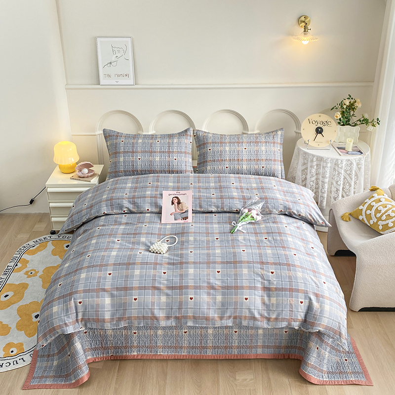 91家纺网 家纺一手货源 找家纺 胜权40支A类全棉夹棉绗缝13372简约款印花多功能床盖夏被四季通用斯里兰卡