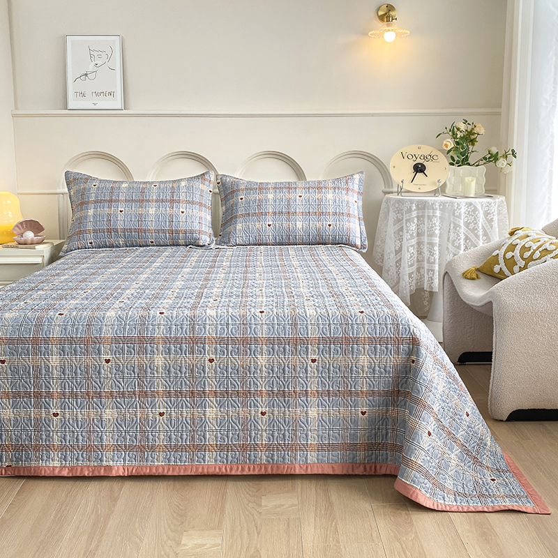 91家纺网 家纺一手货源 找家纺 胜权40支A类全棉夹棉绗缝13372简约款印花多功能床盖夏被四季通用斯里兰卡