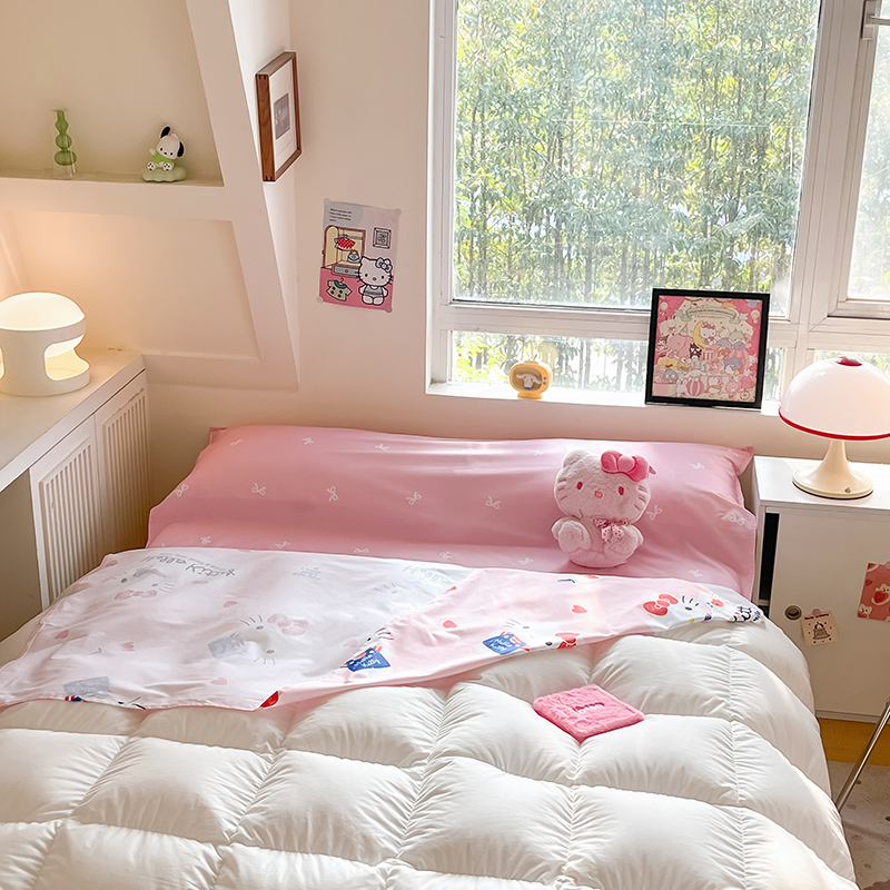 91家纺网 家纺一手货源 找家纺 桃子 新款三丽鸥正版授权纯棉旅行隔脏睡袋火车出行睡袋系列（送同款收纳袋） 纯棉睡袋-苹果kitty