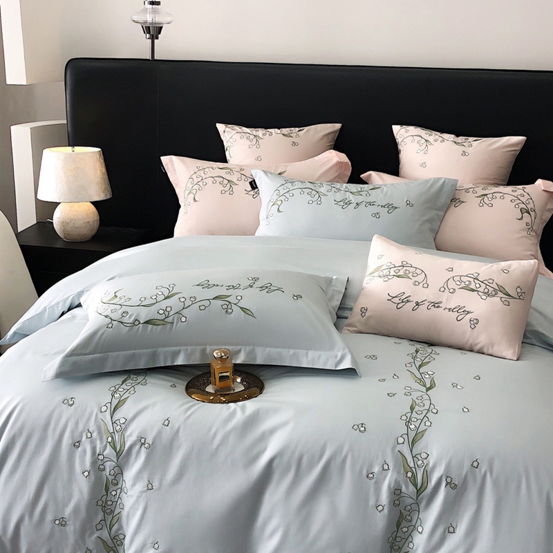 91家纺网 家纺一手货源 找家纺 卡姿家纺 2024春夏优雅刺绣—微风铃兰 微风铃兰蓝