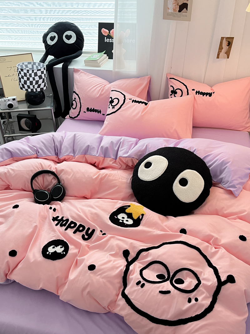 91家纺网 家纺一手货源 找家纺 沐慕家居 2024毛巾绣四件套 黑球球-粉紫