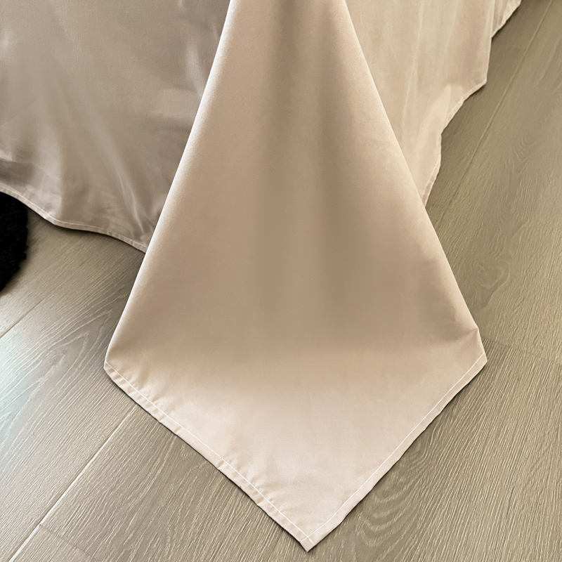 91家纺网 家纺一手货源 找家纺 沐慕家居 2024毛巾绣四件套 黑球球-黄色