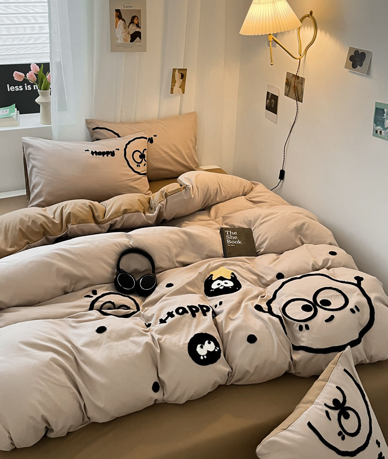 91家纺网 家纺一手货源 找家纺 沐慕家居 2024毛巾绣四件套 黑球球-卡其