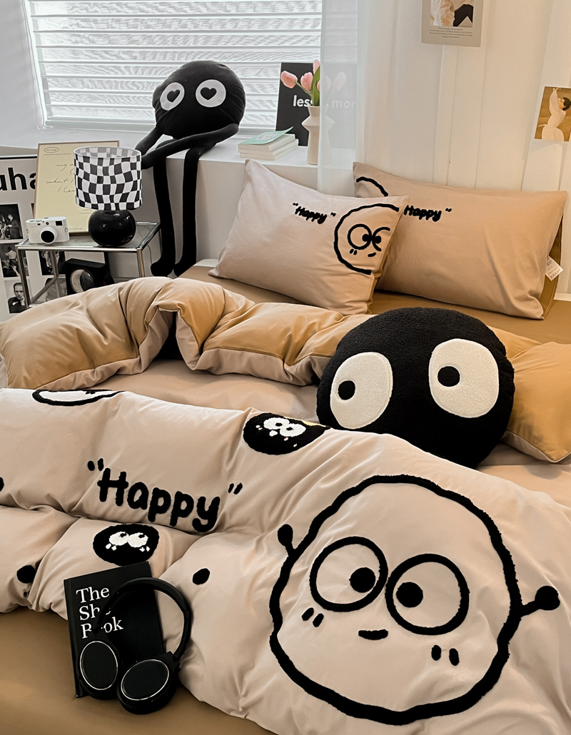 91家纺网 家纺一手货源 找家纺 沐慕家居 2024毛巾绣四件套 黑球球-卡其