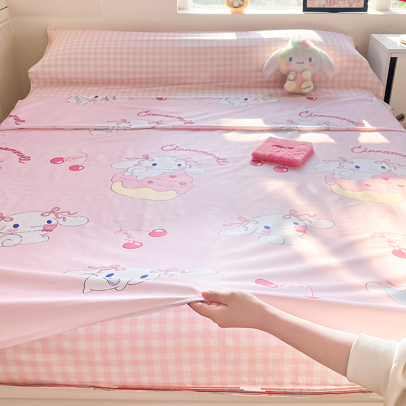 91家纺网 家纺一手货源 找家纺 金爱家 2024新款三丽鸥正版授权纯棉旅行隔脏睡袋火车出行睡袋系列（送同款收纳袋） 纯棉睡袋-奶油甜心玉桂狗