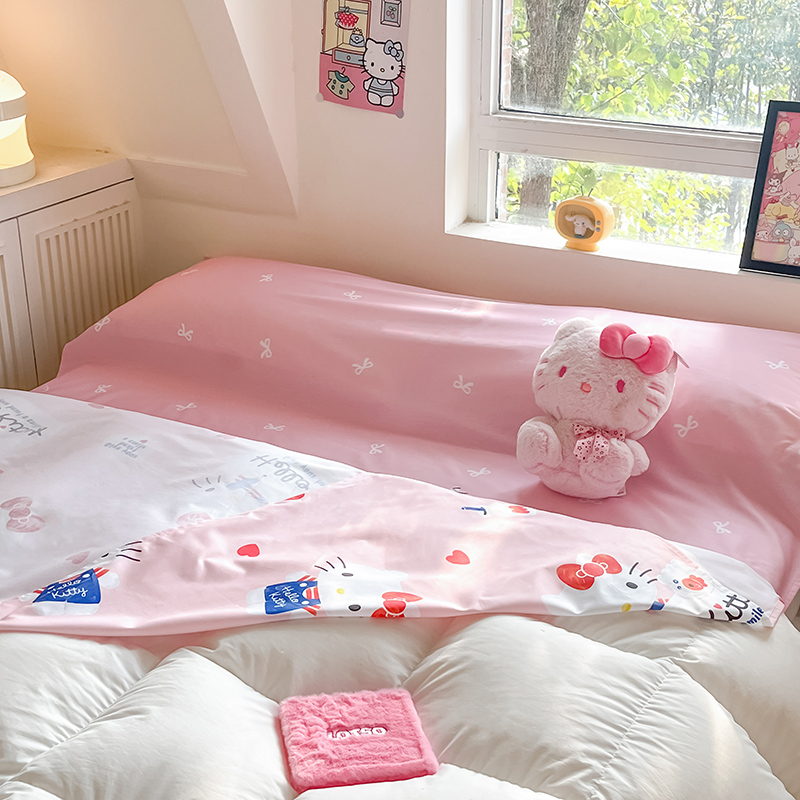 91家纺网 家纺一手货源 找家纺 金爱家 2024新款三丽鸥正版授权纯棉旅行隔脏睡袋火车出行睡袋系列（送同款收纳袋） 纯棉睡袋-苹果kitty