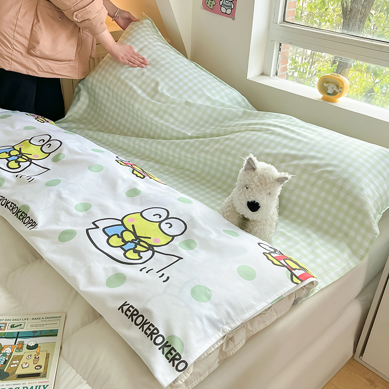 91家纺网 家纺一手货源 找家纺 金爱家 2024新款三丽鸥正版授权纯棉旅行隔脏睡袋火车出行睡袋系列（送同款收纳袋） 纯棉睡袋-清新青蛙