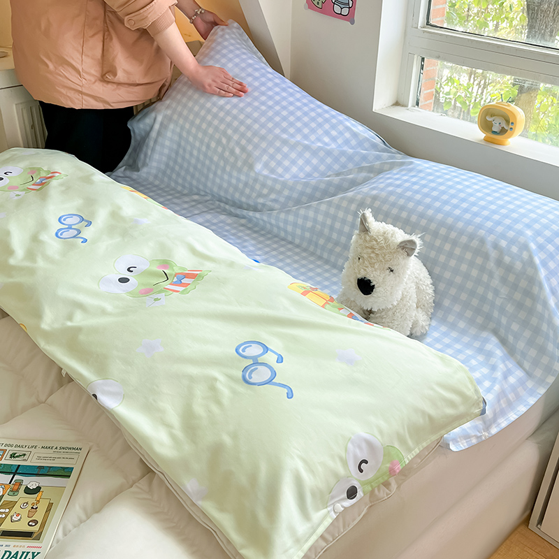 91家纺网 家纺一手货源 找家纺 金爱家 2024新款三丽鸥正版授权纯棉旅行隔脏睡袋火车出行睡袋系列（送同款收纳袋） 纯棉睡袋-微笑大眼蛙