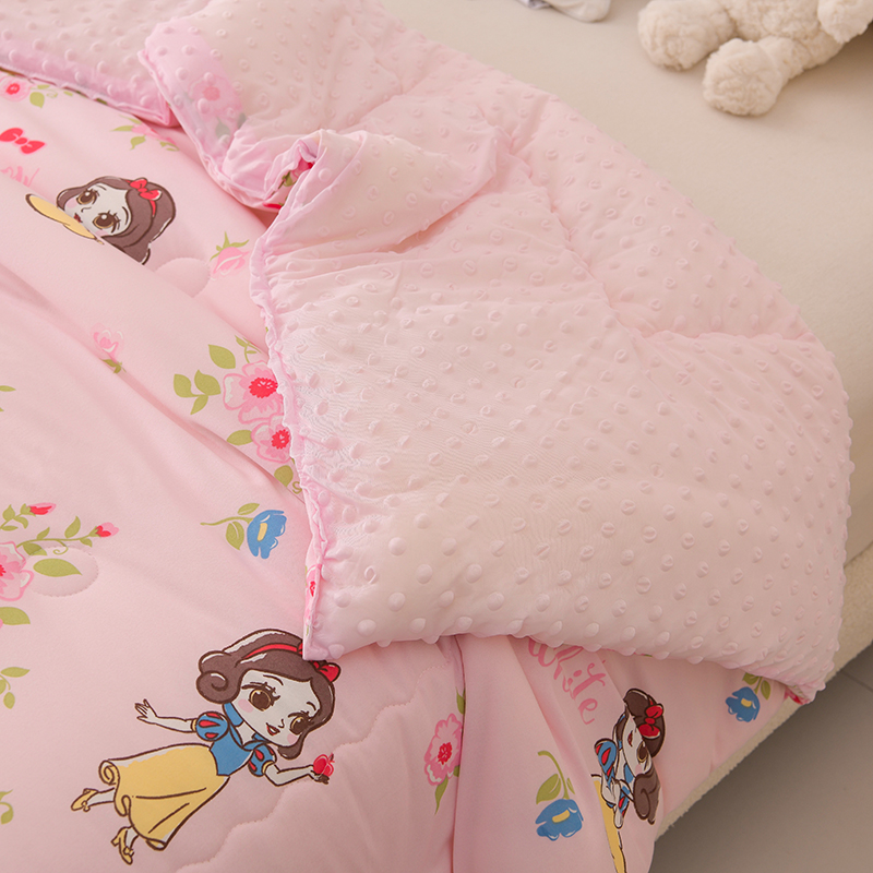 91家纺网 家纺一手货源 找家纺 艾兜坊 2024新款A类针织凉感大豆夏被 白雪公主