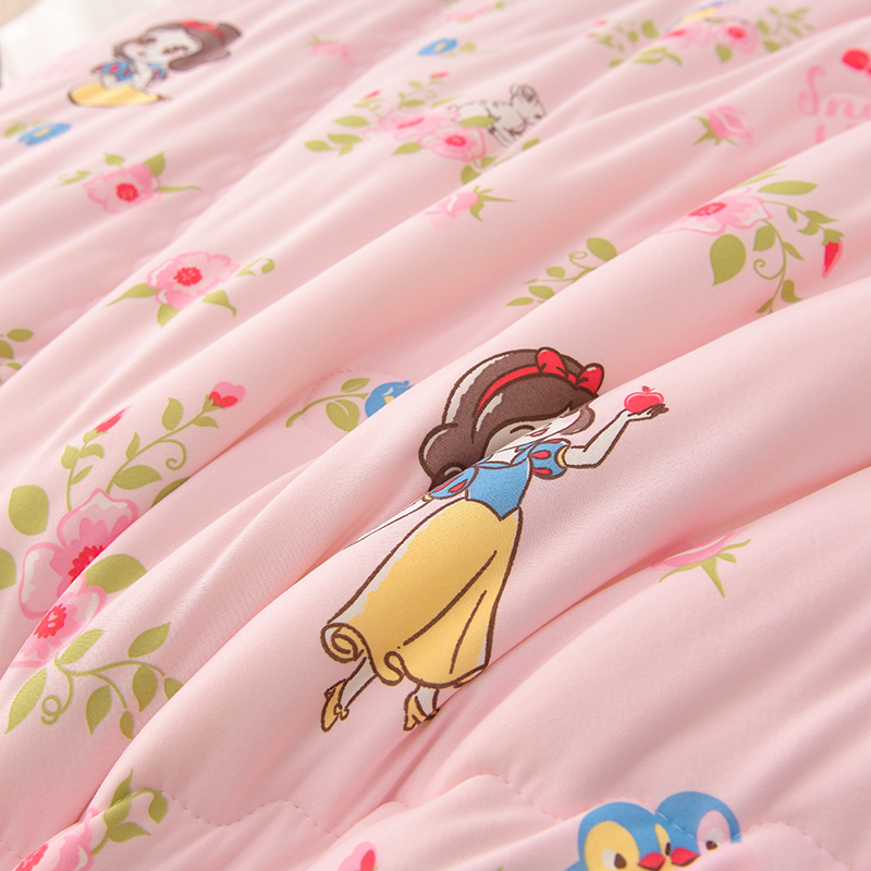 91家纺网 家纺一手货源 找家纺 艾兜坊 2024新款A类针织凉感大豆夏被 白雪公主