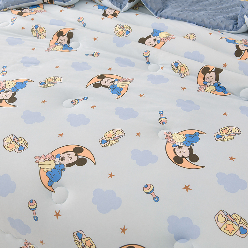 91家纺网 家纺一手货源 找家纺 艾兜坊 2024新款A类针织凉感大豆夏被 晚安米奇