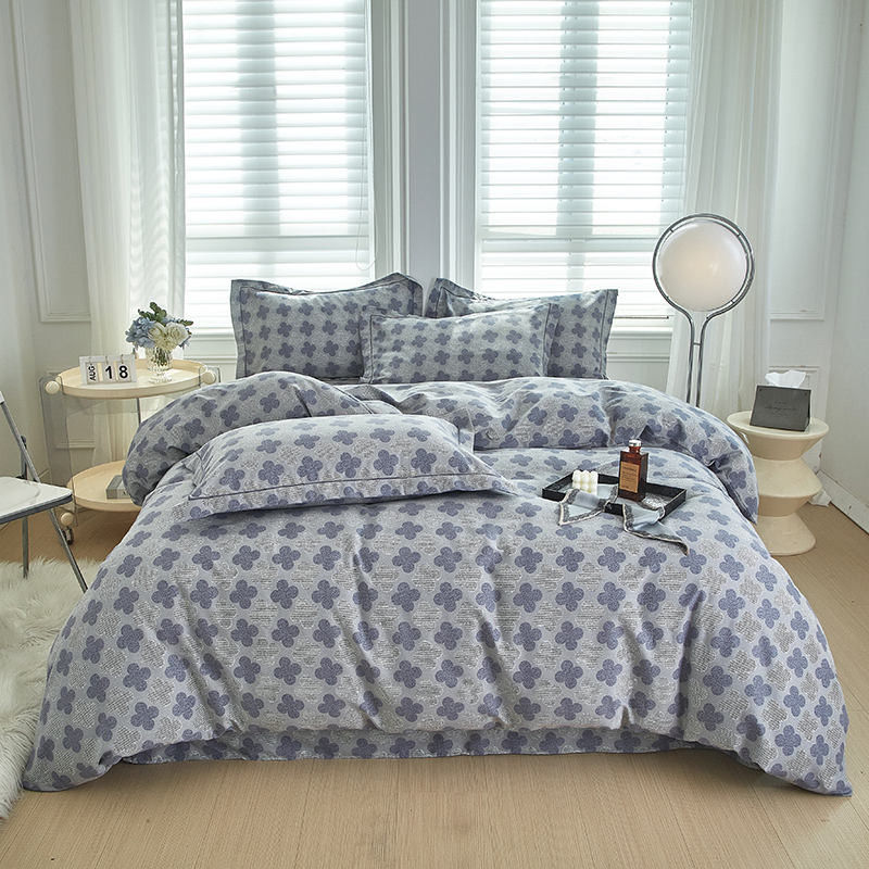 91家纺网 家纺一手货源 找家纺 金纱玉纺家纺 2024新款加厚AB版四件套 四叶草