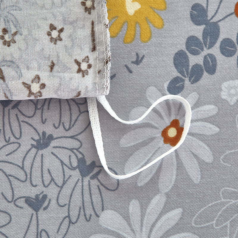 91家纺网 家纺一手货源 找家纺 金纱玉纺家纺 2024新款加厚AB版四件套 森林小镇-灰